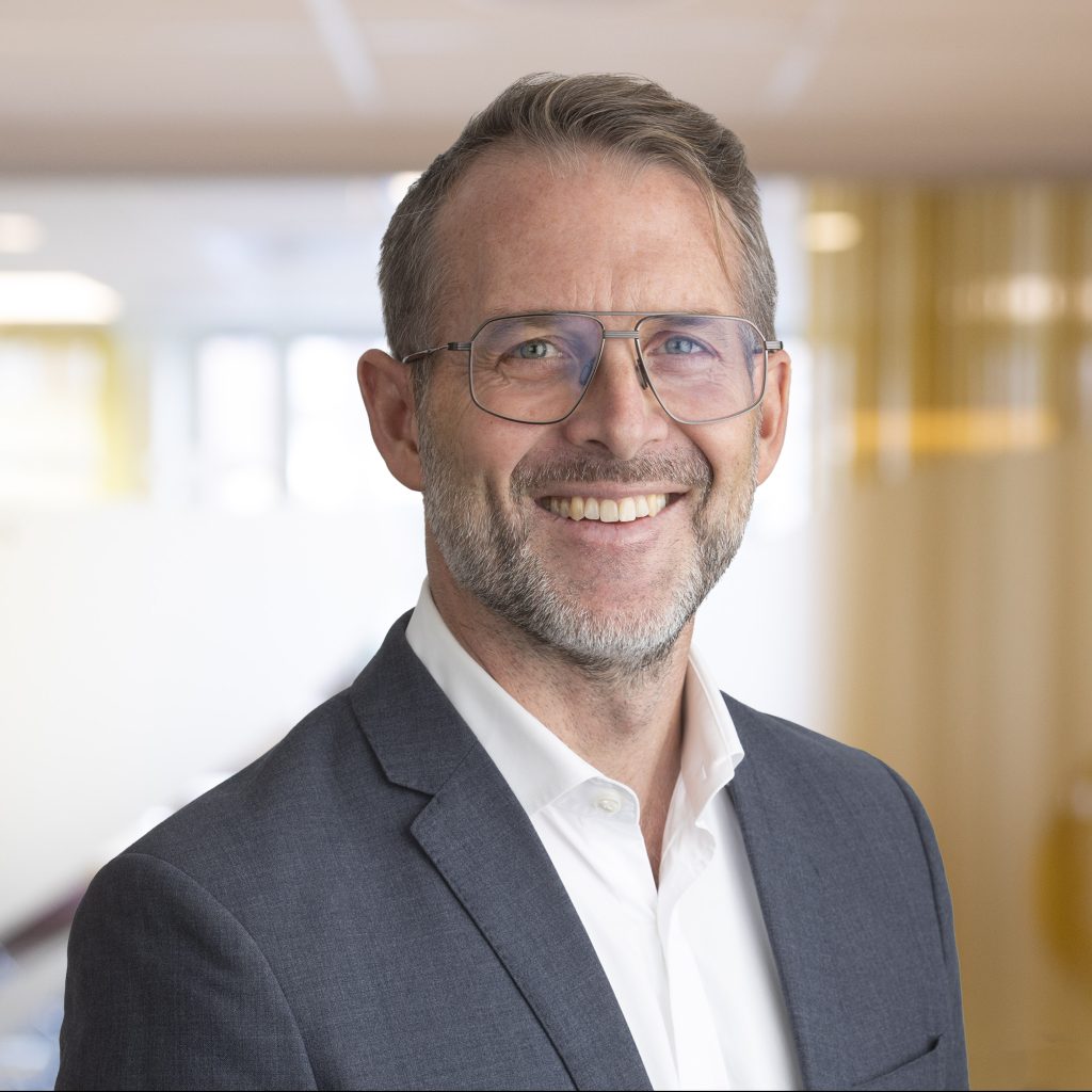 Henrik Bäckstrand, ansvarig bolagsstyrelsefrågor